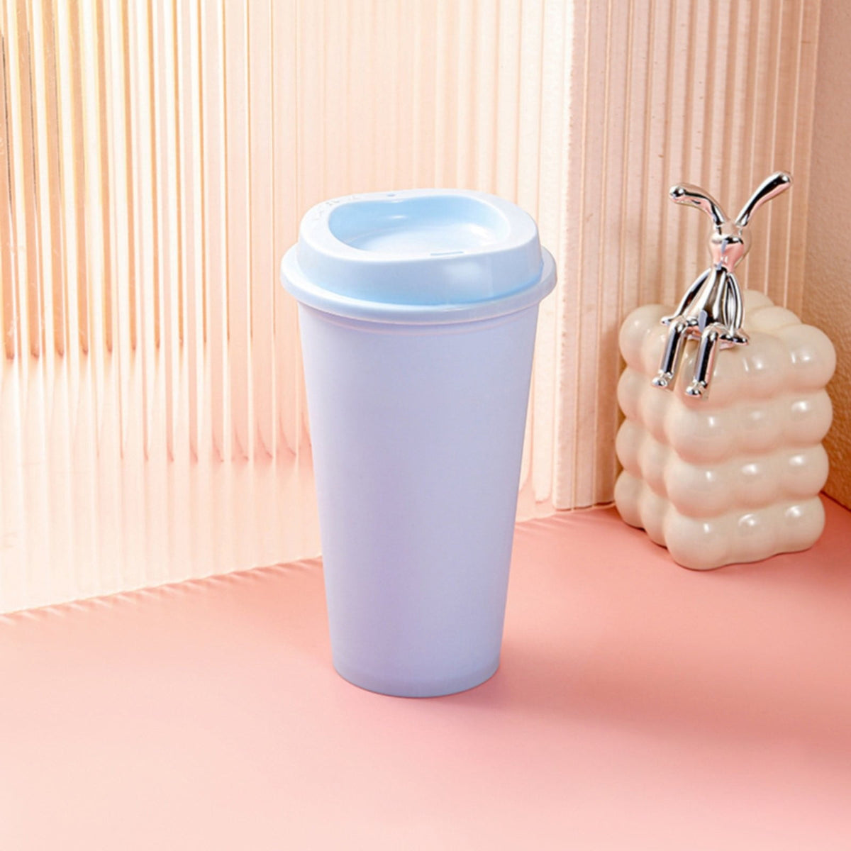 Reusable 475 ml Travel Cup with Lid, Color-Changing Tumbler in Black - Image 5