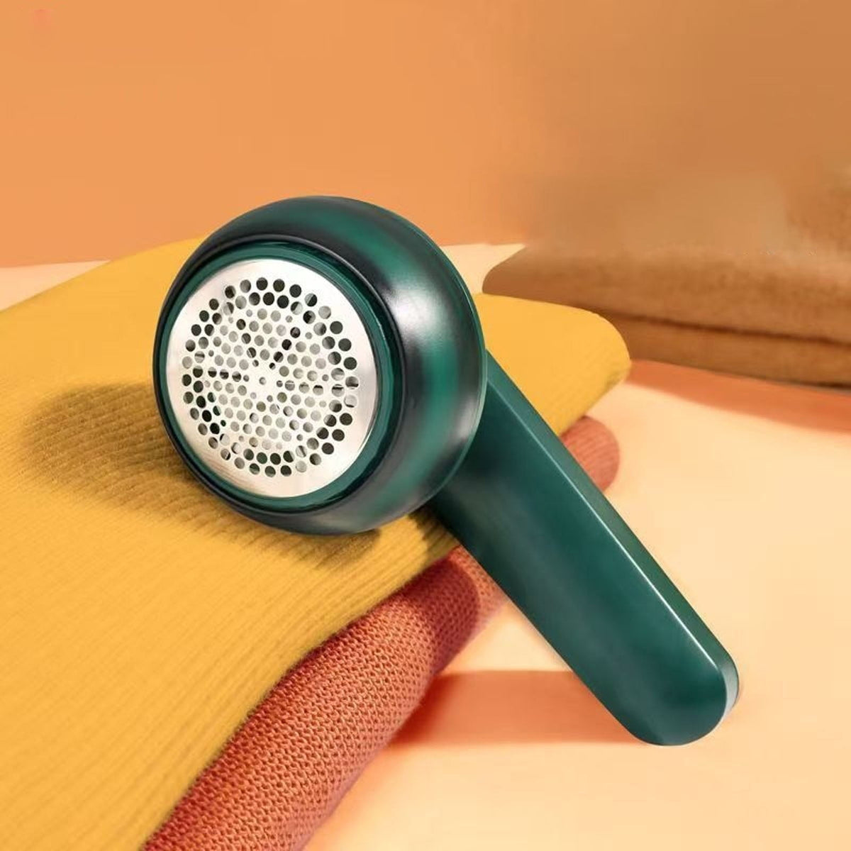 Rechargeable Fabric Shaver, Cordless Lint Remover with 1200 mAh Battery - Image 4